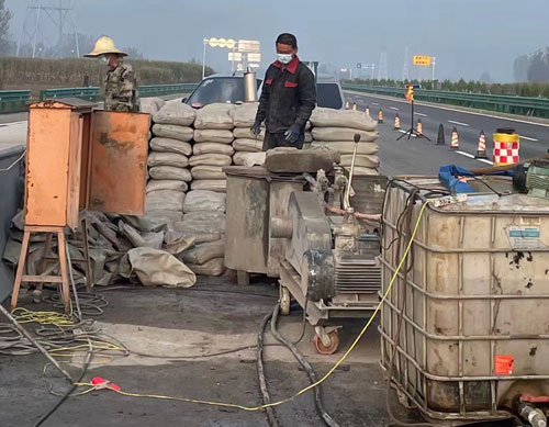 嘉鱼高速公路高压注浆